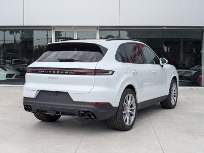 2025 Porsche Cayenne AWD