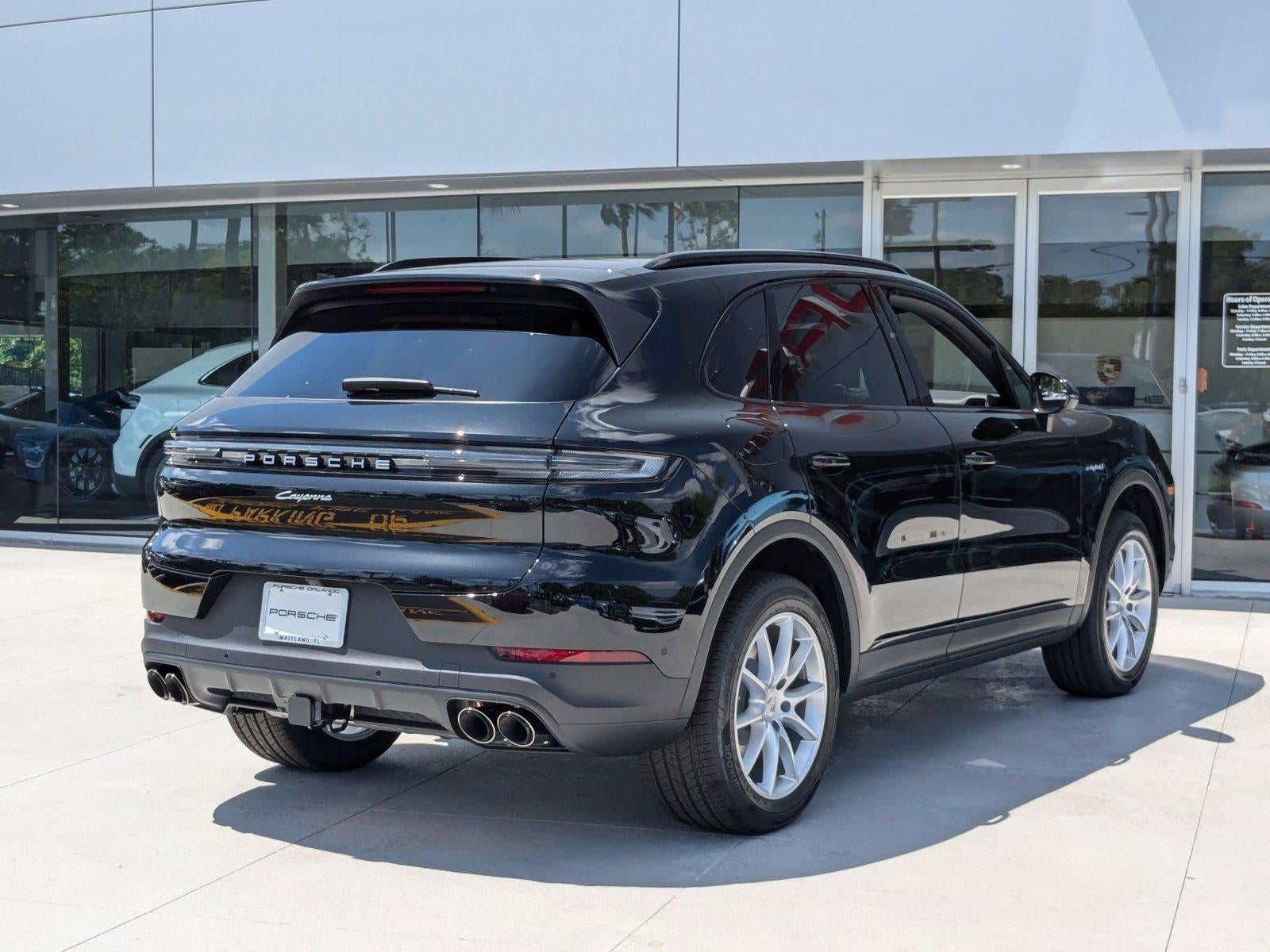 2025 Porsche Cayenne E-Hybrid AWD