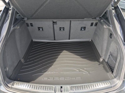 2025 Porsche Macan S AWD