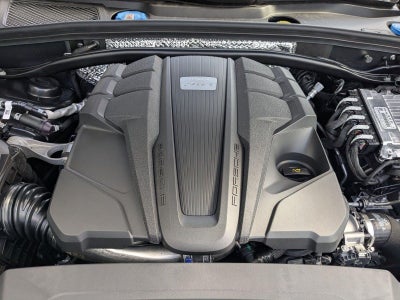 2025 Porsche Macan S AWD