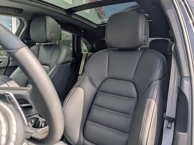 2025 Porsche Macan S AWD