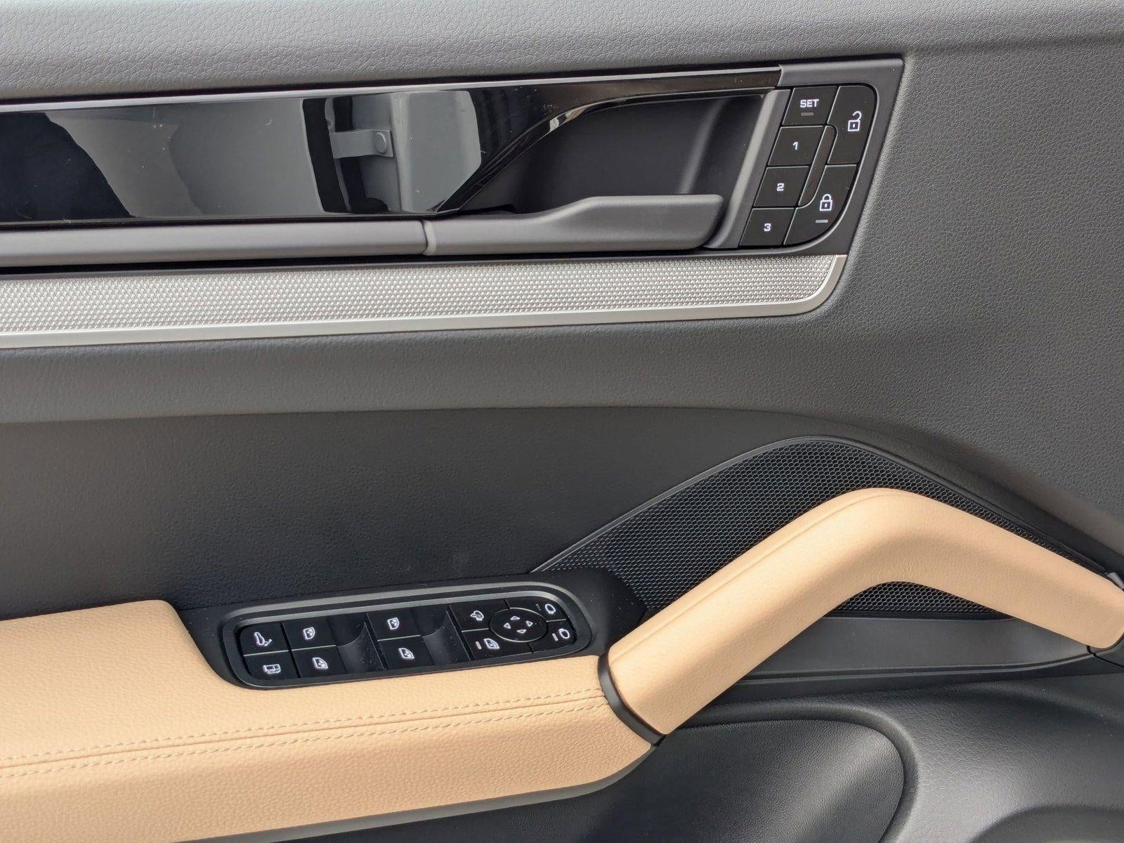 2025 Porsche Cayenne E-Hybrid Coupe AWD