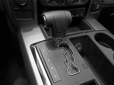 2013 RAM 1500 2WD Crew Cab 5.7 Ft Box Laramie
