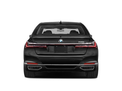 2022 BMW 740i Sedan