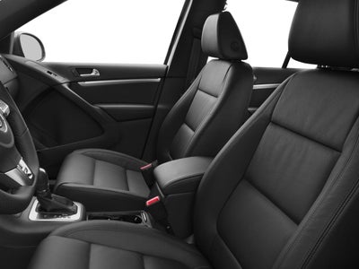 2016 Volkswagen Tiguan 2WD 4dr Auto R-Line